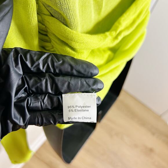 Meladyn OTS Ruched Sheer Y2K Long Sleeve Top Size Large Neon Green - Picture 8 of 9